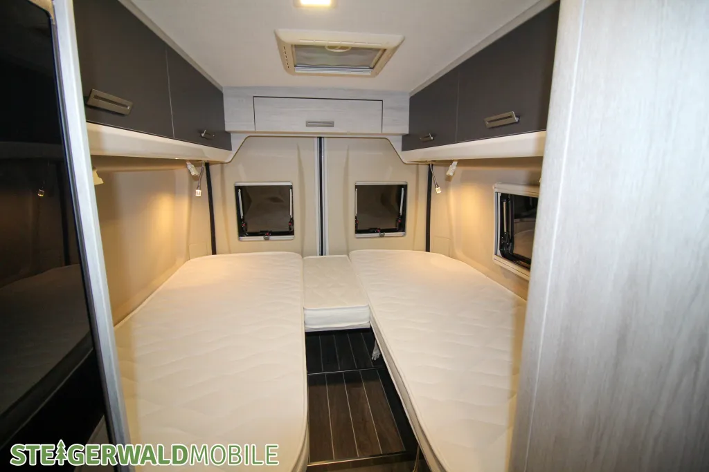 Bild 12: Wohnmobil von Roller Team mieten in Untersteinbach / Rauhenebrach