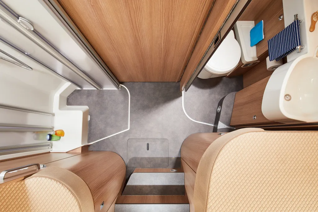 Bild 5: Wohnmobil in Wernau online mieten Bild 5: Wohnmobil in Wernau online mieten