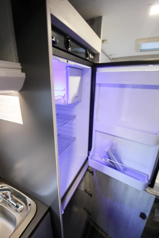 Bild 13: Wohnmobil in Untersteinbach / Rauhenebrach online mieten