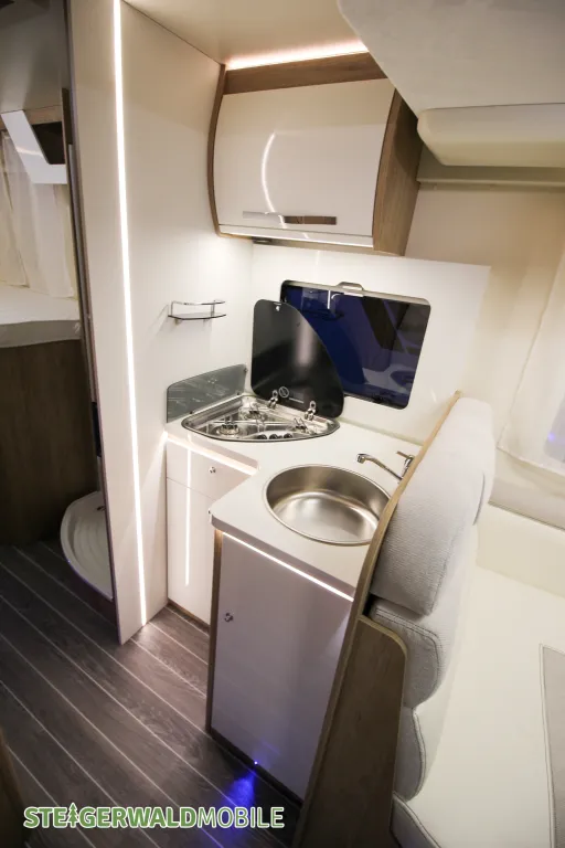 Bild 15: Roller Team Wohnmobil in Untersteinbach / Rauhenebrach mieten