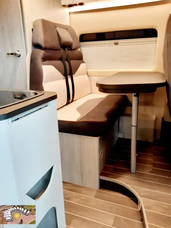 Bild 4: Wohnmobil von Roller Team mieten in Todtnau