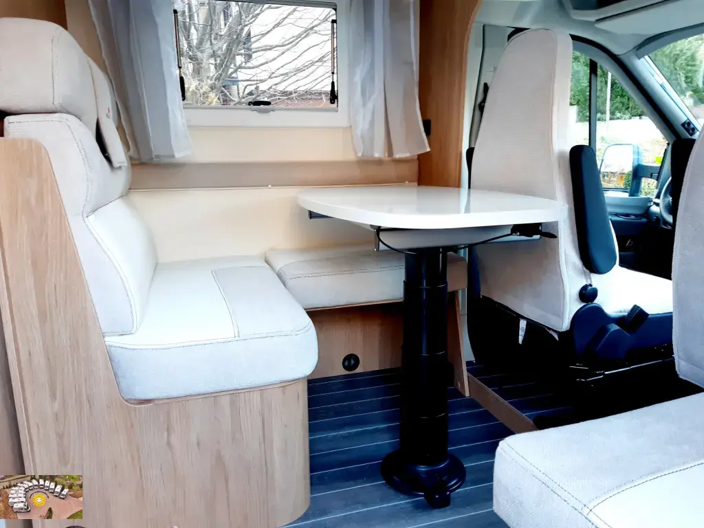 Bild 5: Wohnmobil in Todtnau online mieten