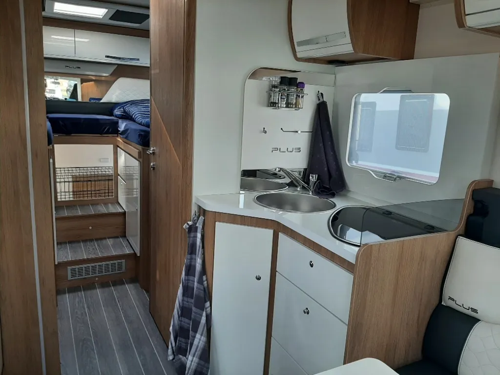 Bild 5: Wohnmobil in Wesenberg online mieten