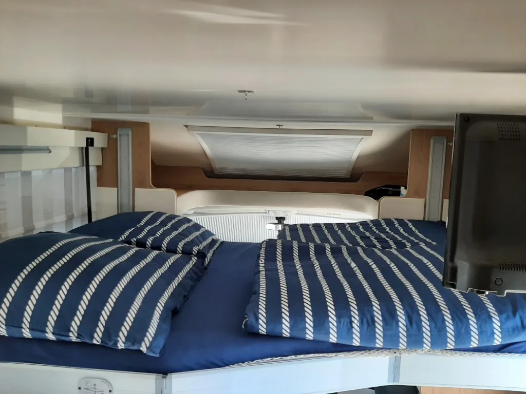 Bild 8: Wohnmobil für 4 Personen in Wesenberg mieten