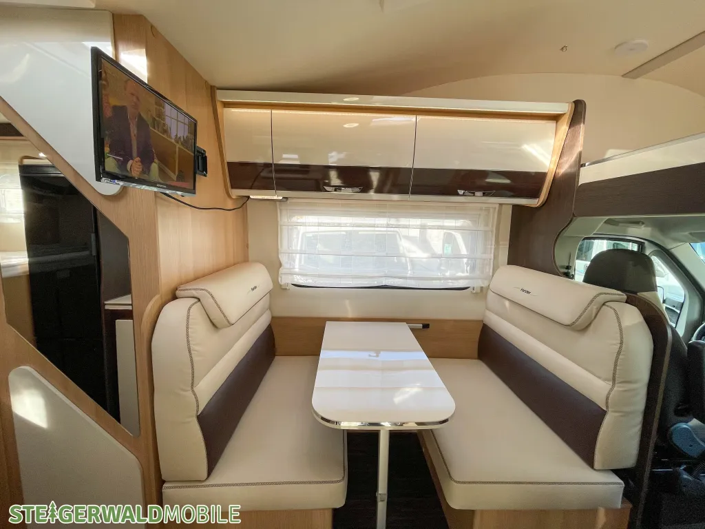 Bild 13: Wohnmobil in Untersteinbach / Rauhenebrach online mieten