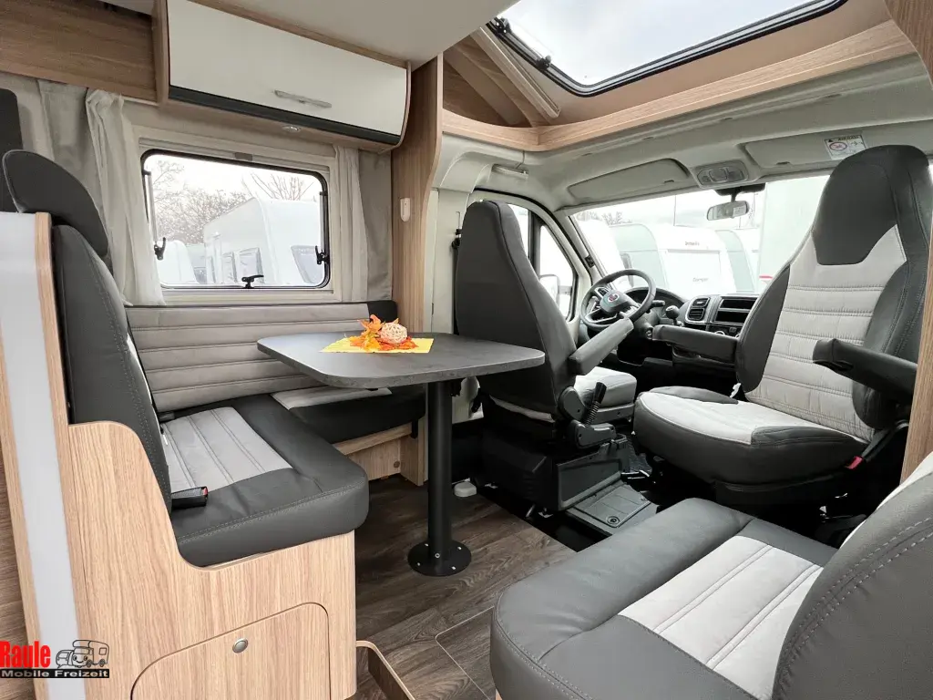 Bild 4: Wohnmobil von Sunlight mieten in Wiesbaden