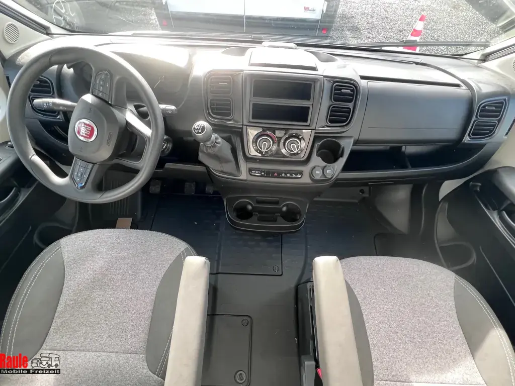 Bild 5: Wohnmobil in Wiesbaden online mieten