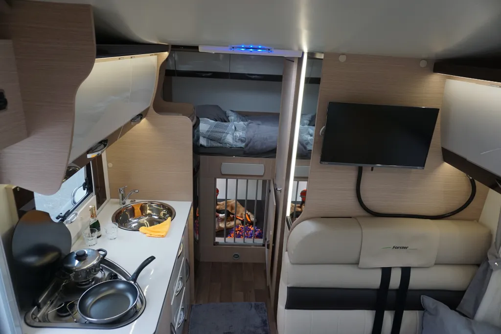 Bild 4: Wohnmobil von Forster mieten in Ibbenbüren