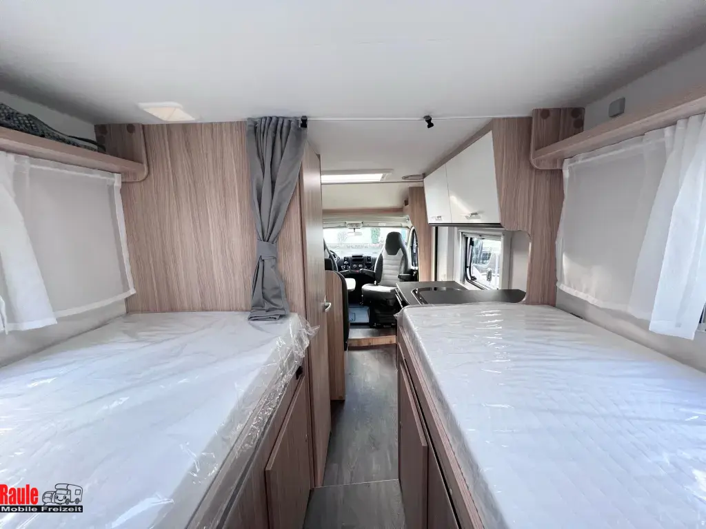 Bild 9: Sunlight V 66 Bild 9: Sunlight V 66