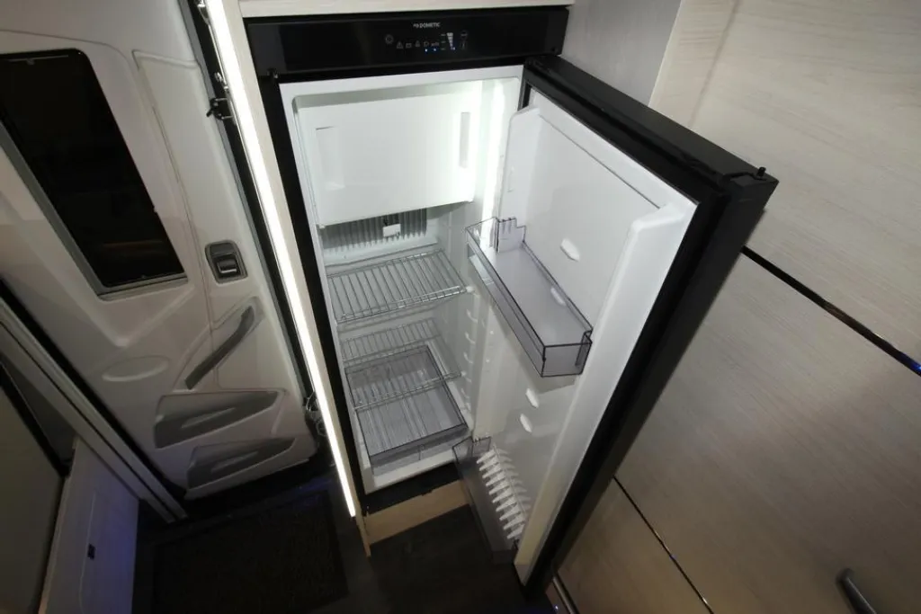 Bild 21: Wohnmobil in Mülheim-Kärlich online mieten