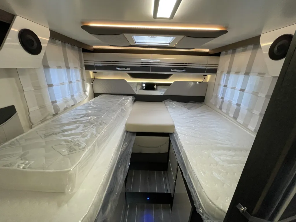 Bild 13: Wohnmobil in Untersteinbach / Rauhenebrach online mieten