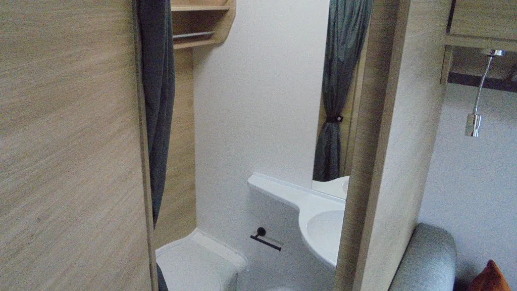 Bild 13: Wohnwagen in Verl online mieten