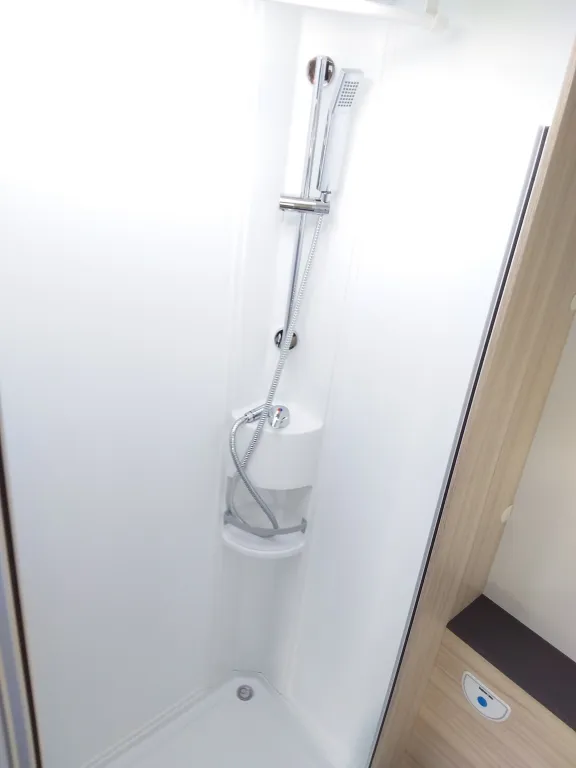 Bild 24: Wohnmobil für 7 Personen in Hagenbrunn/Wien mieten