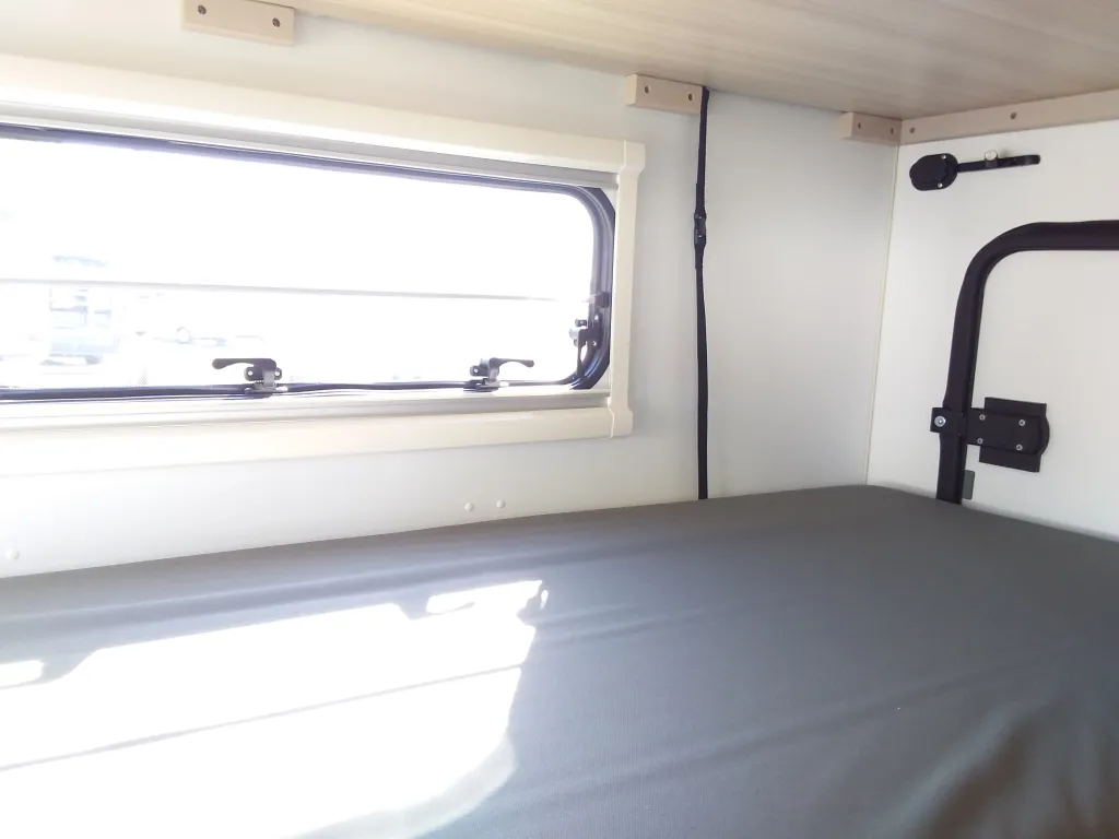 Bild 32: Wohnmobil für 7 Personen in Hagenbrunn/Wien mieten