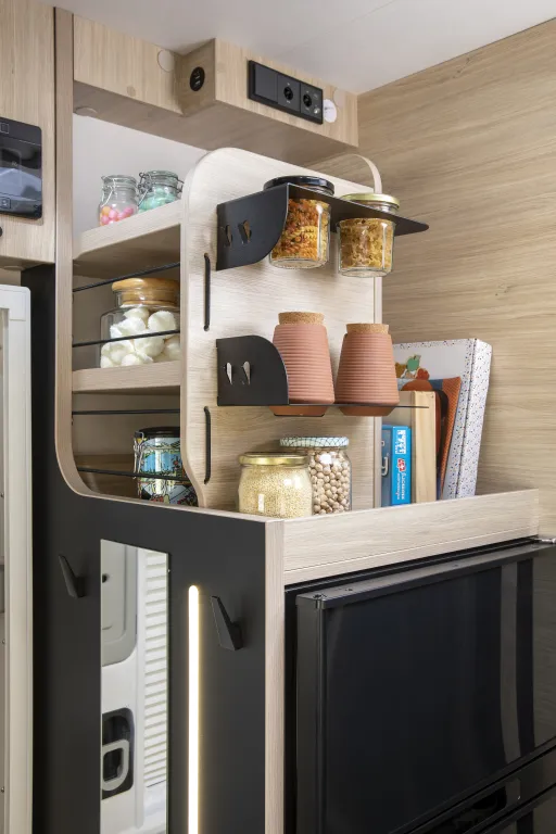 Bild 13: Wohnmobil in Meerane online mieten