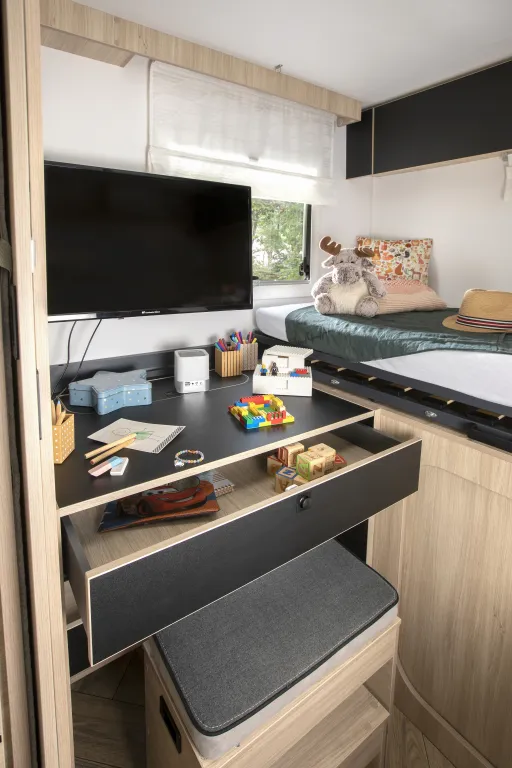 Bild 9: Challenger Teilintegriert 384 ETAPE EDITION