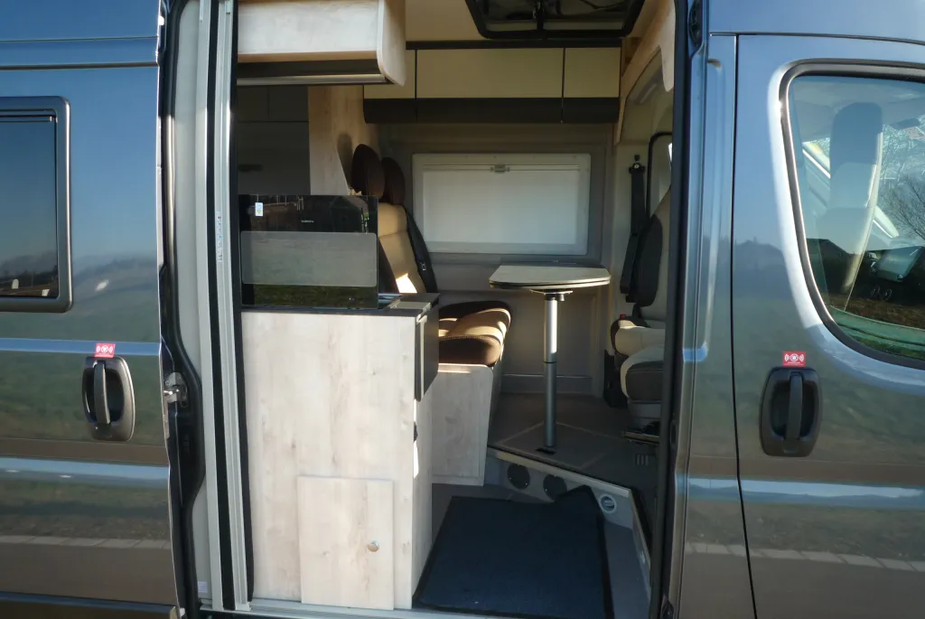 Bild 7: Clever Wohnmobil in Weißenhorn mieten