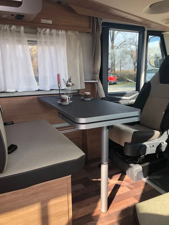 Bild 8: Wohnmobil für 4 Personen in Schloß Holte-Stukenbrock mieten Bild 8: Wohnmobil für 4 Personen in Schloß Holte-Stukenbrock mieten