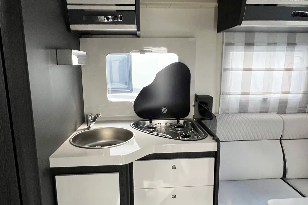 Bild 10: Wohnmobil mieten in Moers