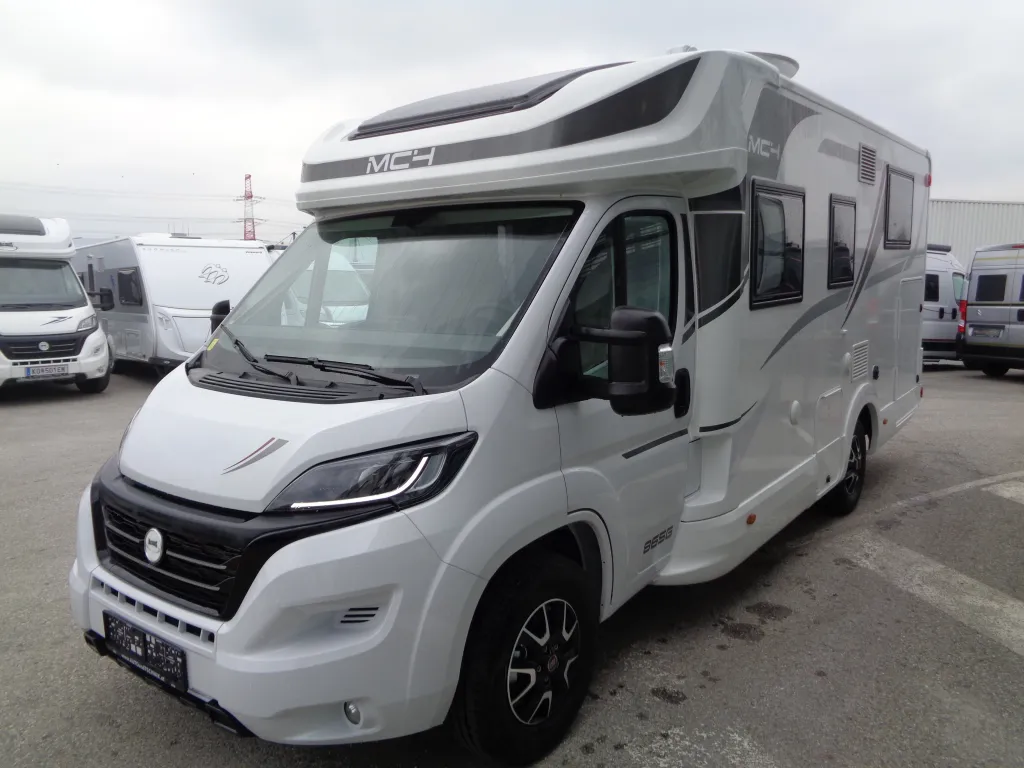 Bild 5: Wohnmobil in Tresdorf online mieten