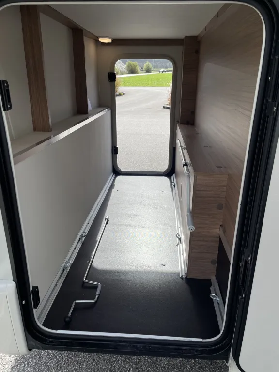 Bild 16: Wohnmobil für 2 Personen in Hagenbrunn/Wien mieten