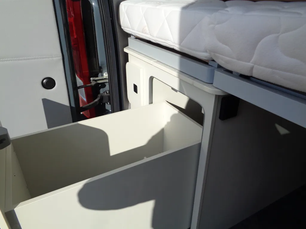 Bild 13: Wohnmobil in Tresdorf online mieten