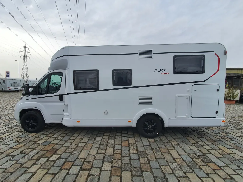 Bild 10: Wohnmobil mieten in Gerasdorf bei Wien Bild 10: Wohnmobil mieten in Gerasdorf bei Wien