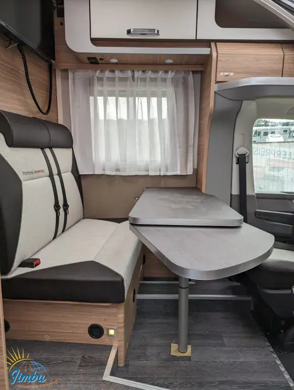 Bild 16: Wohnmobil für 2 Personen in Knittlingen mieten Bild 16: Wohnmobil für 2 Personen in Knittlingen mieten