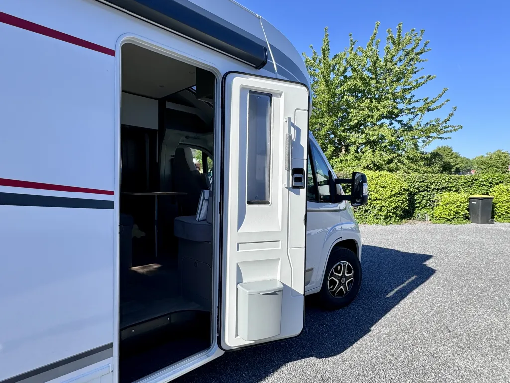 Bild 7: LMC Wohnmobil in Schloß Holte-Stukenbrock mieten