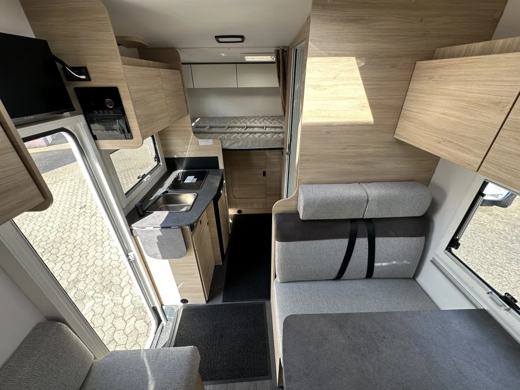 Bild 10: Wohnmobil mieten in Mülheim-Kärlich