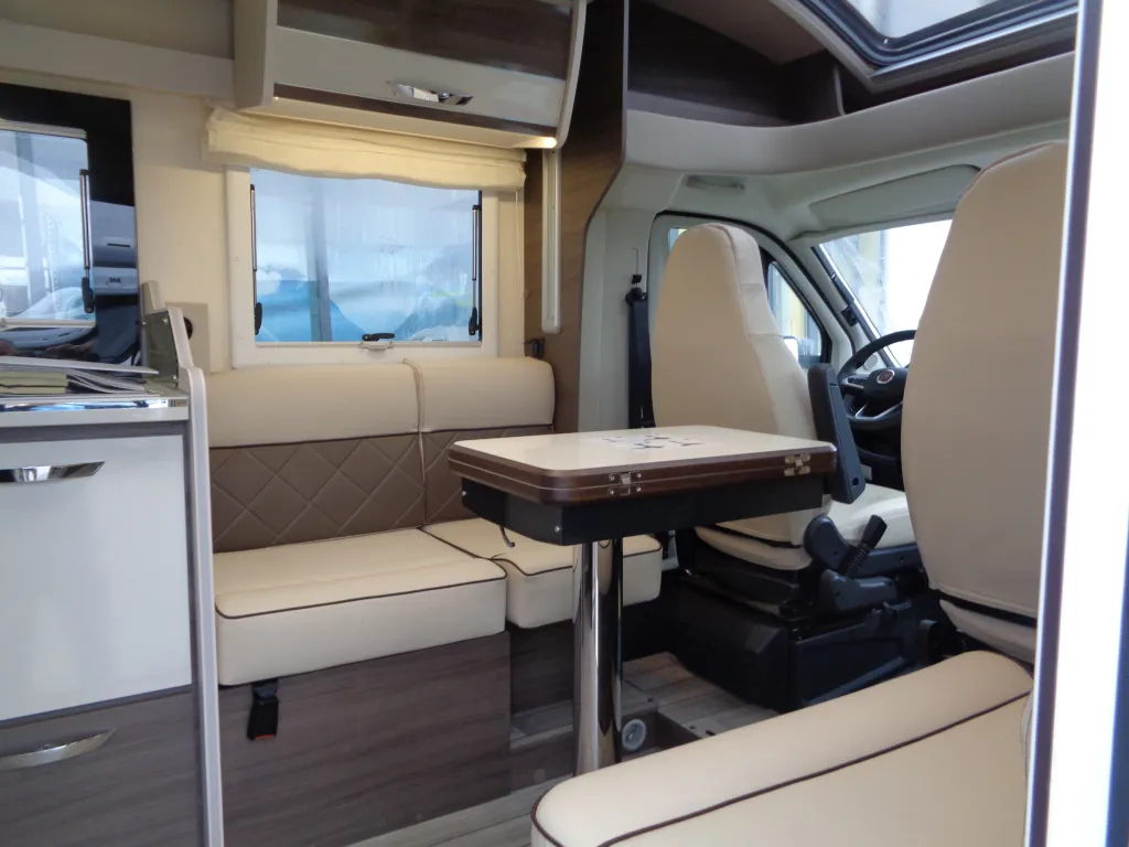 Bild 7: McLouis Wohnmobil in Tresdorf mieten