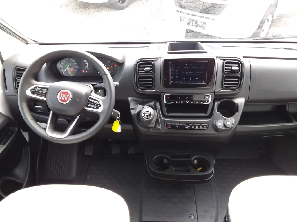 Bild 13: Wohnmobil in Hagenbrunn/Wien online mieten