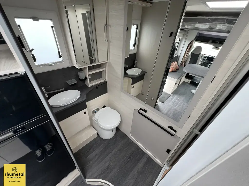 Bild 33: Challenger Teilintegriert 260 Graphite Ultimate