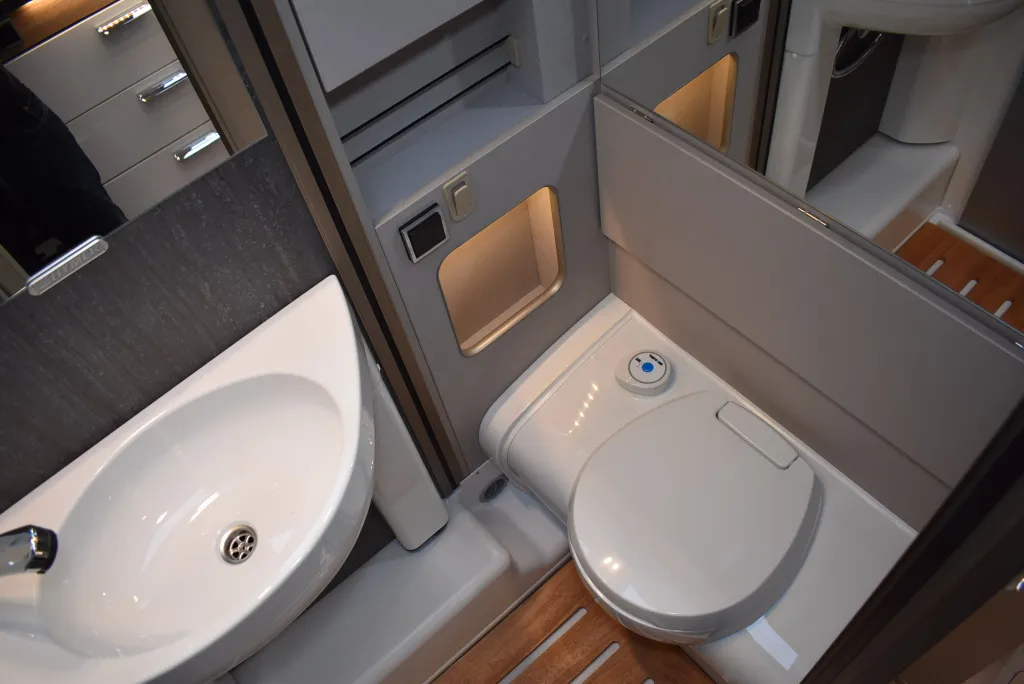 Bild 16: Wohnmobil für 3 Personen in Eferding mieten Bild 16: Wohnmobil für 3 Personen in Eferding mieten