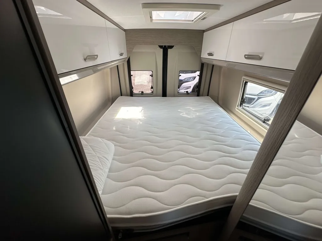 Bild 16: Wohnmobil für  Personen in Mülheim-Kärlich mieten