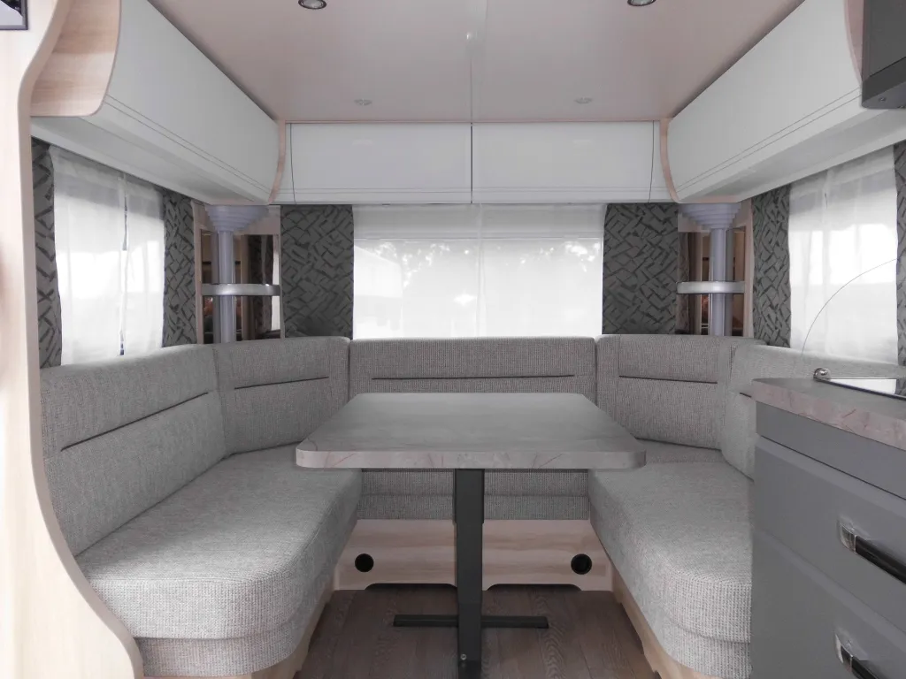 Bild 9: Hobby De Luxe 515 UHL Bild 9: Hobby De Luxe 515 UHL