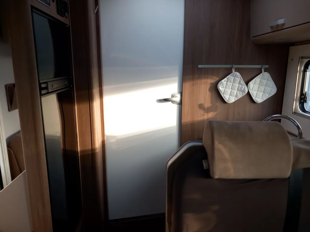 Bild 12: Wohnmobil von Carado mieten in Wesenberg Bild 12: Wohnmobil von Carado mieten in Wesenberg