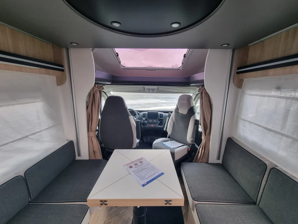 Bild 10: Wohnmobil mieten in Vellmar bei Kassel