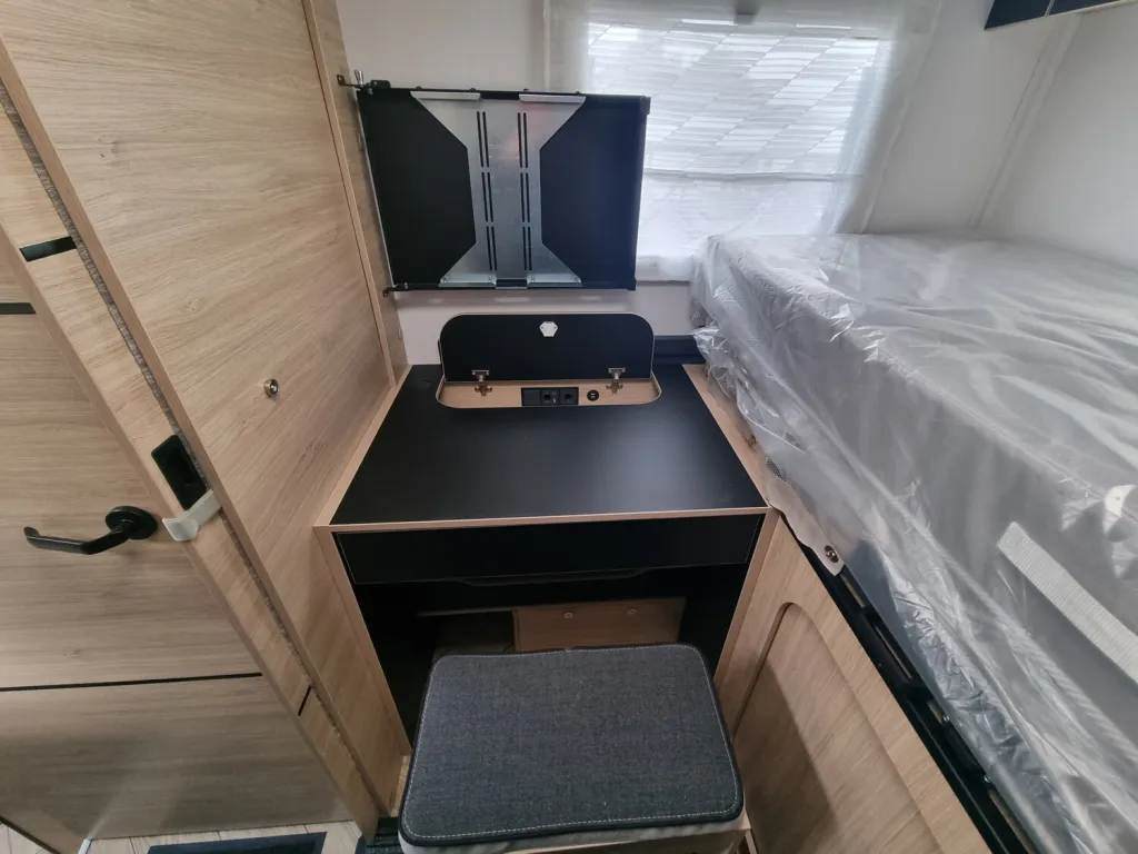 Bild 16: Wohnmobil für 4 Personen in Vellmar bei Kassel mieten