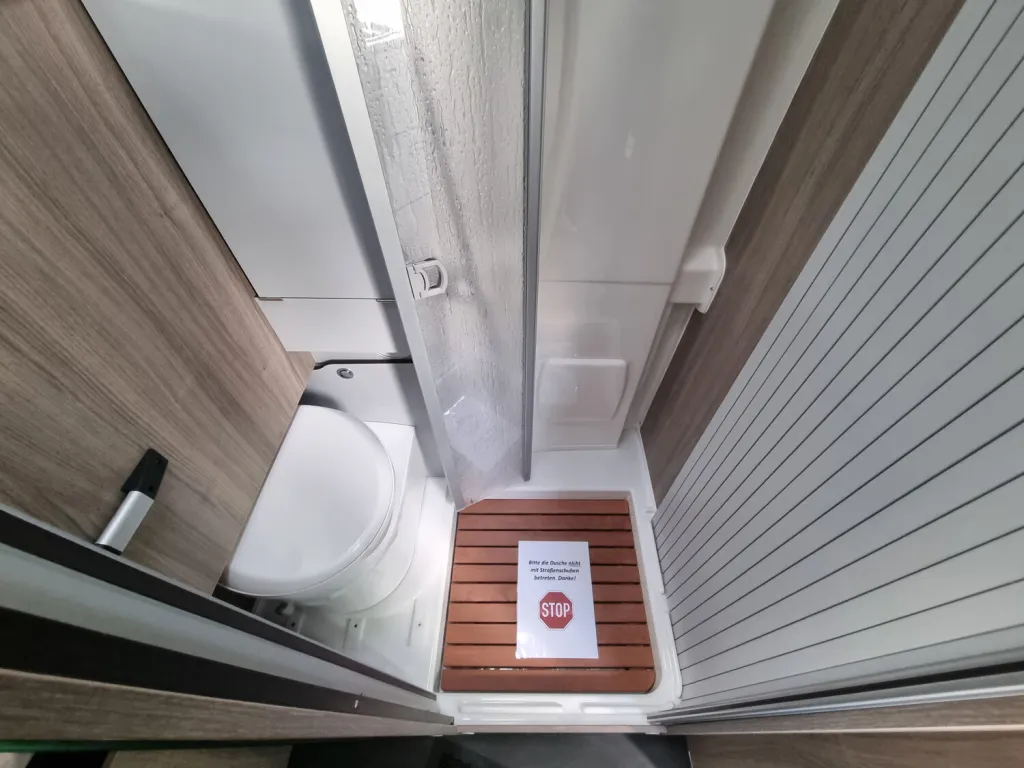 Bild 16: Wohnmobil für 2 Personen in Vellmar bei Kassel mieten