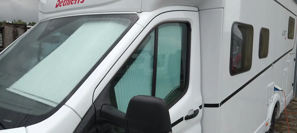 Bild 29: Wohnmobil in Gerasdorf bei Wien online mieten
