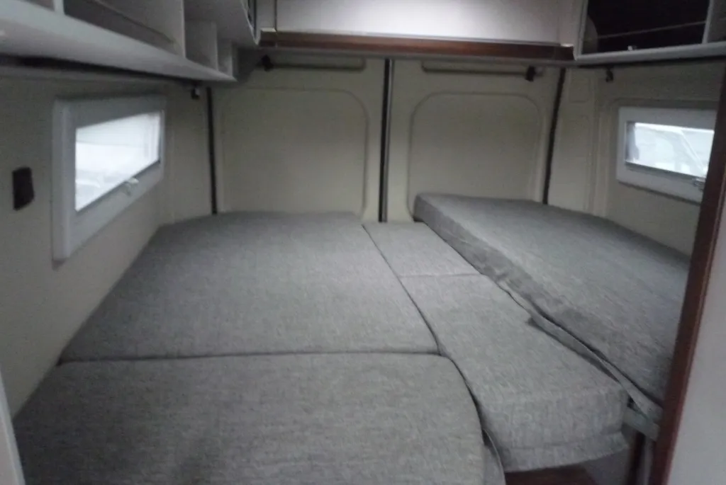 Bild 13: Wohnmobil in Weißenhorn online mieten