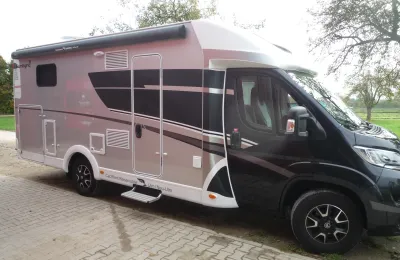Sunlight T 67 Adventure Edition