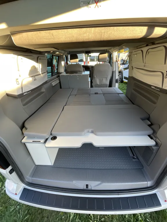 Bild 9: VW California Beach Bild 9: VW California Beach