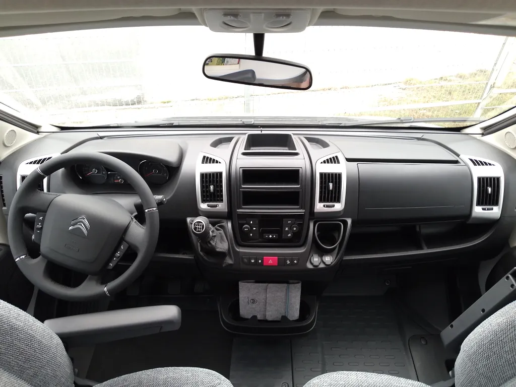 Bild 33: Dethleffs Just Camp T 7052 EB