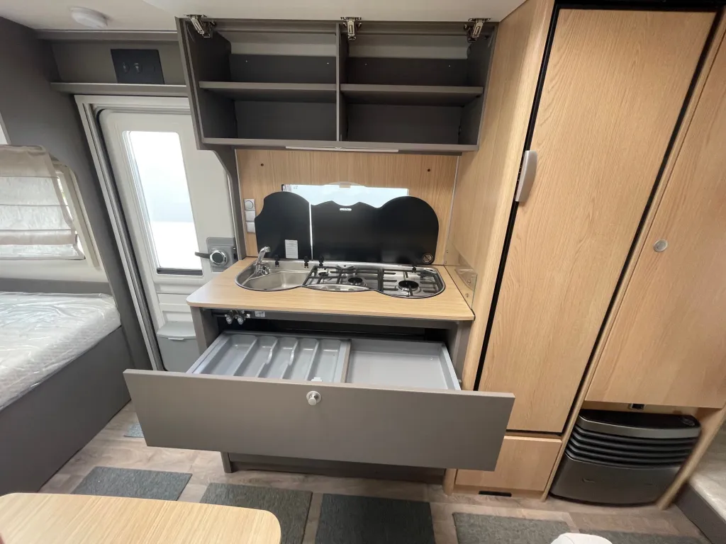 Bild 13: Wohnwagen in Hagenbrunn/Wien online mieten