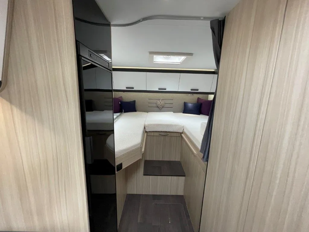 Bild 8: Wohnmobil für 4 Personen in Kürnach mieten Bild 8: Wohnmobil für 4 Personen in Kürnach mieten