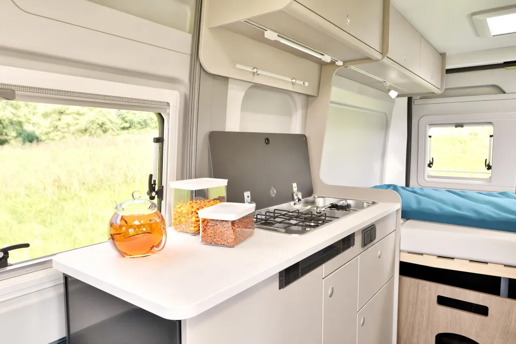 Bild 8: Wohnmobil für 4 Personen in Kürnach mieten