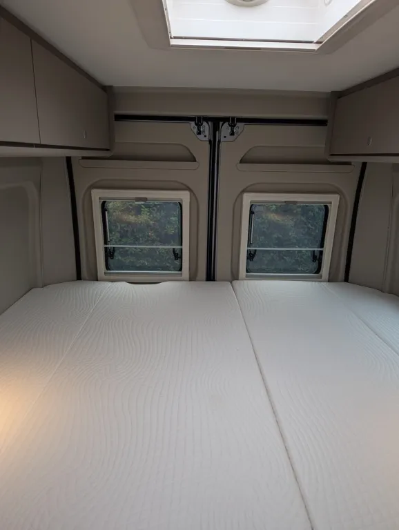 Bild 8: Wohnmobil für 2 Personen in Kürnach mieten