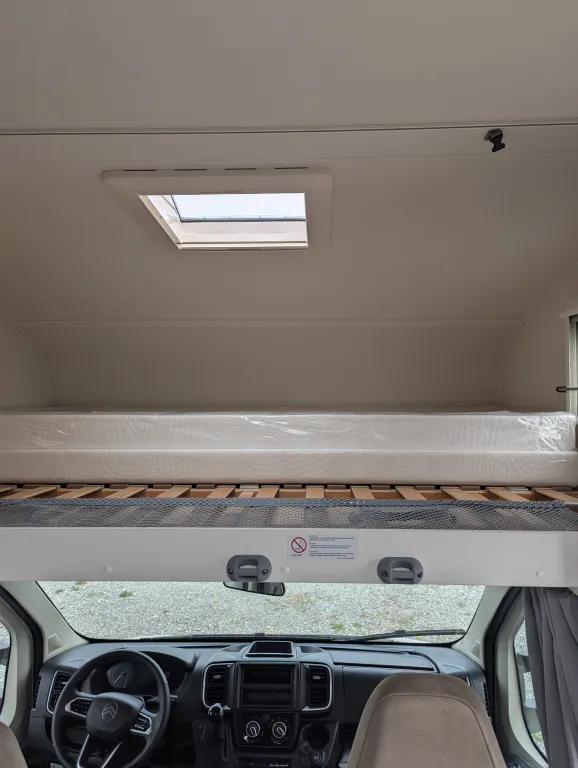 Bild 12: Wohnmobil von Carado mieten in Kürnach Bild 12: Wohnmobil von Carado mieten in Kürnach